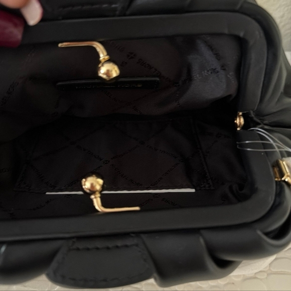 Michael Kors Nola Kisslock Clutch